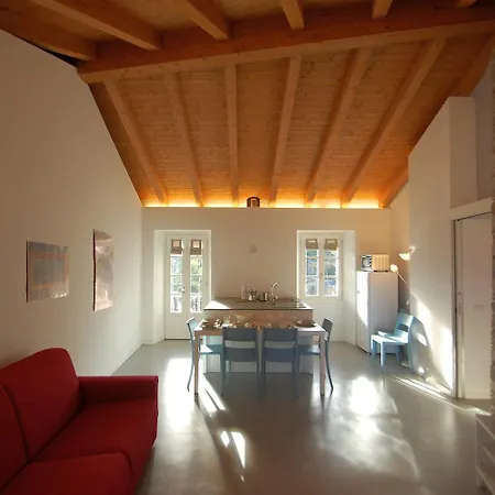 Apartment Rustico Moderno