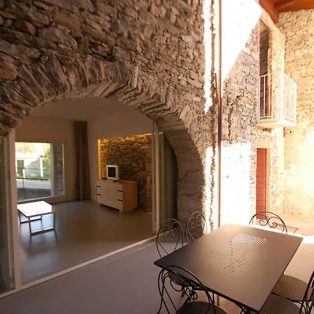 Rustico Moderno * Ghiffa